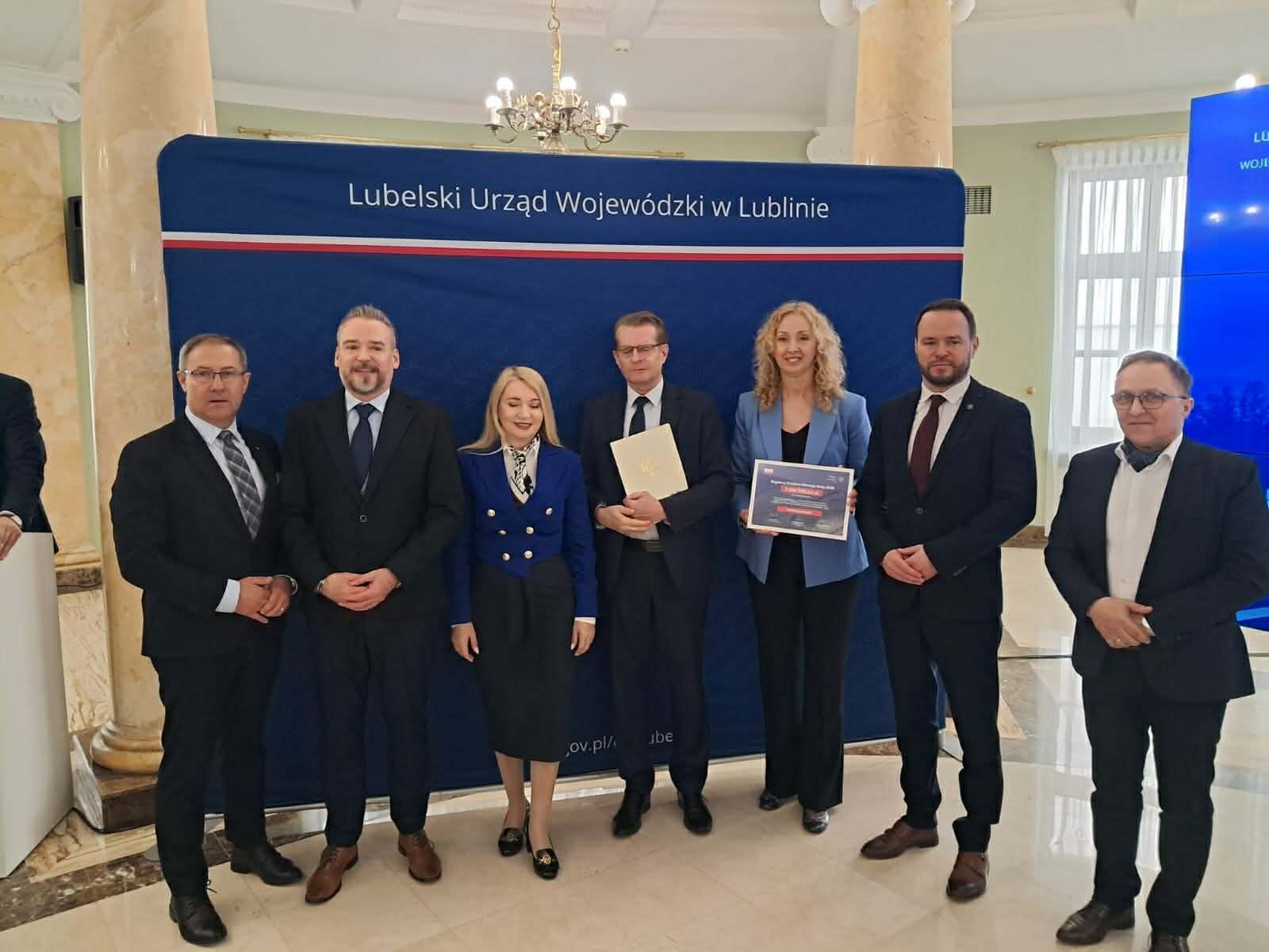 Podpisanie umowy na dofinansowanie dróg powiatowych